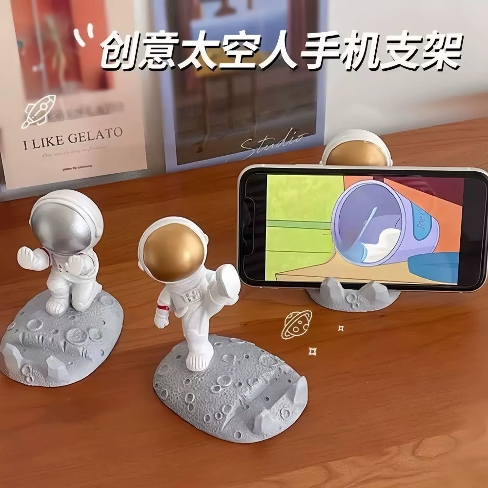 Crafting Resin - Unique Astronaut Phone Stand Spaceman Action