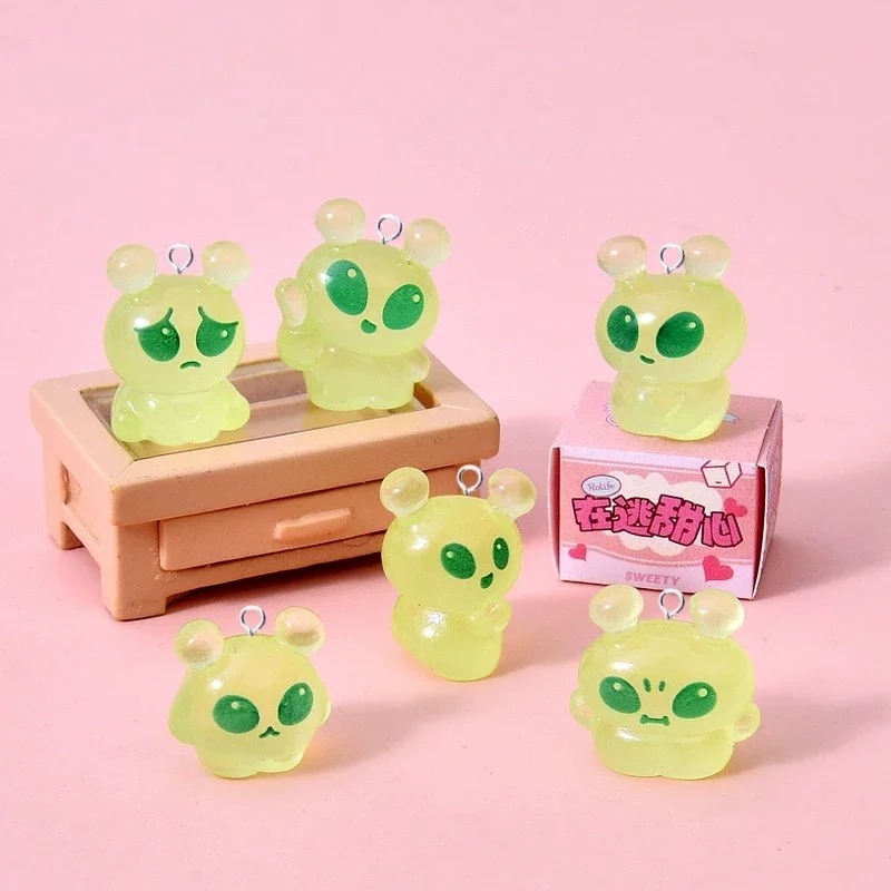10Pcs Cute Mini Green Alien Re - Resin Craft Projects review and price